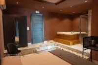 Favorite Room Hotels in Palma Campania