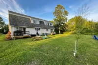 Modern-Chic Athens Home - Fish, Ski and Swim! - Pet friendly