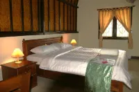 Green Orry Inn