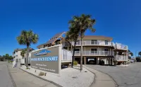 Soundside Holiday Beach Resort Hotels near James P Morgan Memorial Park and Botanical Gardens