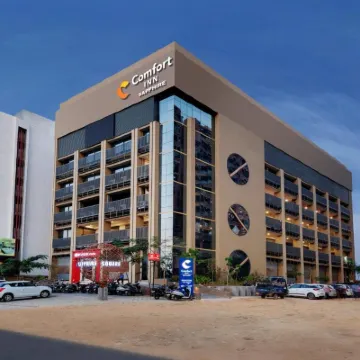 Comfort Inn Sapphire Chandkheda, Ahmedabad Hotels near Nirma University