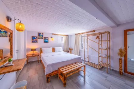 Larex Otel Отели рядом с достопримечательностью «Antiphellos Ancient City»