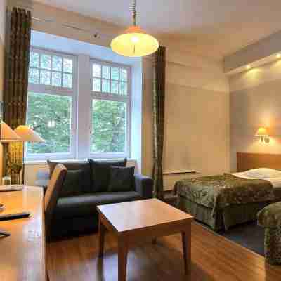 Barclay Hotel Rooms