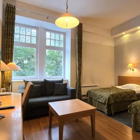 Barclay Hotel