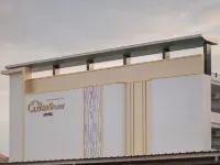 Cloud9 Stay Chiang Mai Отели рядом с достопримечательностью «Академия Dara»