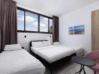 ราซิน 37 โรงแรมใกล้หาด Dolphin Reef Beach