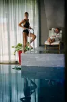 Peaks Place Apartments & Spa - Pool