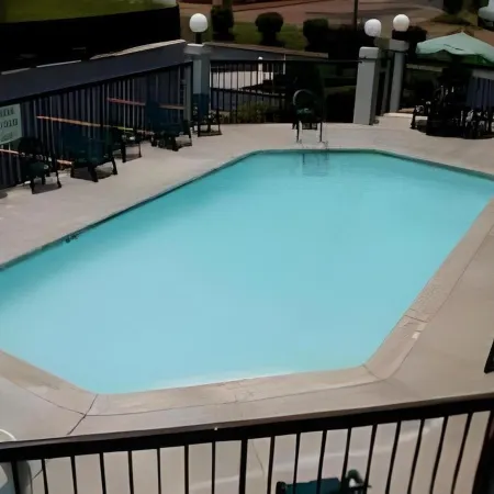 Motel 6 Covington, TN
