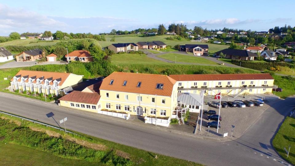 Hvalpsund Færgekro
