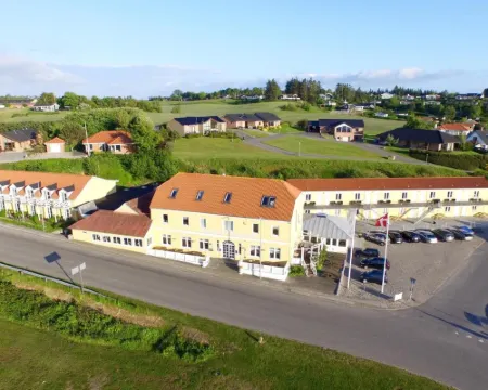 Hvalpsund Færgekro Hoteles en Farsø
