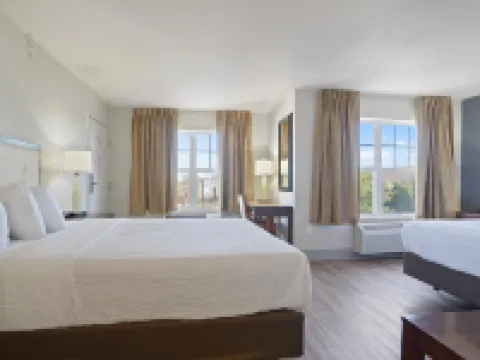 エクステンデット ステイ アメリカ スイーツ カンザス シティ レネックサ 8ンTHス ストリート レネックサのホテル