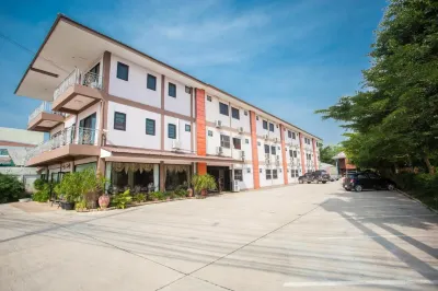 The Star Hotel Hotel in zona Wat Non Sa-at