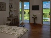 Prime Alture Wine Resort Hotel a Casteggio