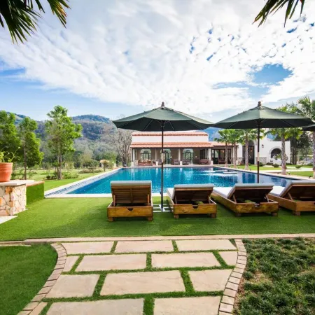 Mela Garden Retreat Cottage