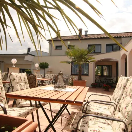 Landhotel Bergischer Hof Gmbh Marialinden