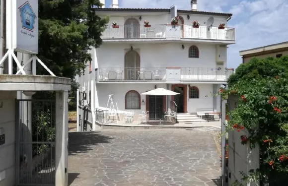 伊爾萍塔格諾酒店