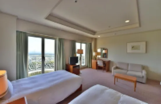 Shizuoka Country Hamaoka Course & Hotel