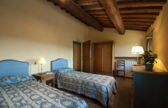 阿奎羅尼農場農莊酒店