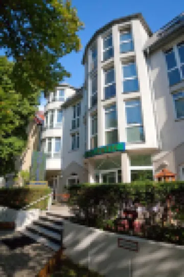 Hotel Atlantic Hotel berhampiran Stesen Kereta Api Bawah Tanah Hermannstraße