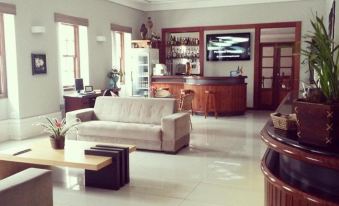 Hotel Dominguez Plaza