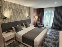 Yeşilyurt Park Otel Hotels in Velikoy Mahallesi
