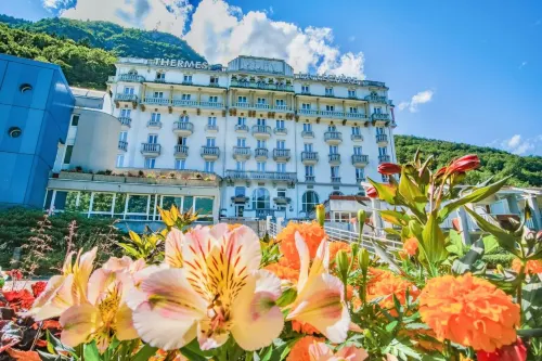 Hotel & Spa Radiana فنادق في Valmorel