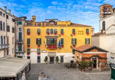 UNA HOTELS Ala Venezia-Adults 16