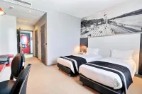 Hôtel des Lumières Lyon Meyzieu Arena Stadium - Parkering