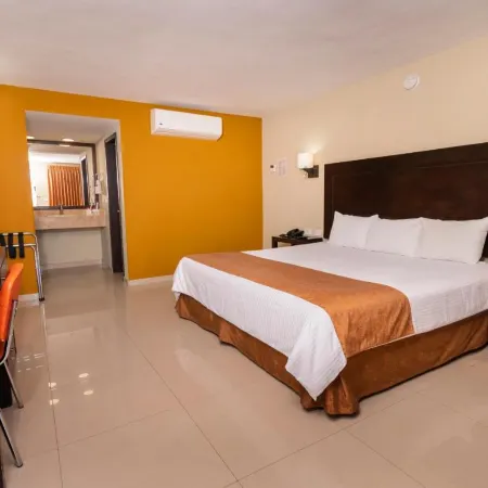 El Camino Hotel & Suites
