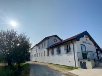 Cascina Mora Bassa Hotels in Vigevano