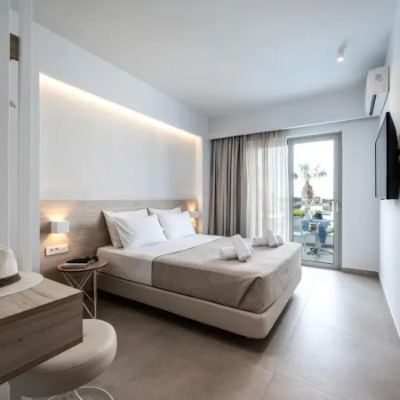 Mythos Suites Hotel