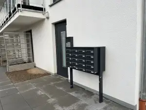 Noble Suite - Workspace & Parking