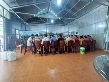 Thành Luân Hotel Отели в г. Nam Mau