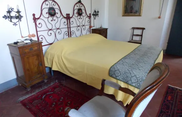 拉波納瑞拉魅力家庭旅館