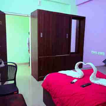 Royal Rock Inn Rooms