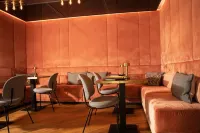 Miano Hotel & Bar Hotels in Grafelfing