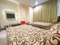 Utc Hotel Semarang Hotels in Gajahmungkur