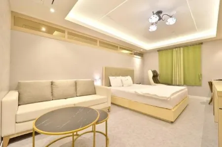 Yeongcheon Jeong Yang Hotel Отели рядом с достопримечательностью «Auno Feliz Glamping»