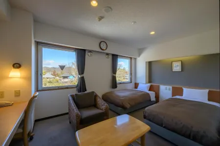 Hotel Wakasa Отели рядом с достопримечательностью «Shimonokuni Isshayawatamiya Kadotainari Shrine»