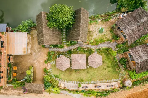Sapa Riverside Homestay