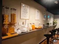 Straits Heritage Hostel - Hostels