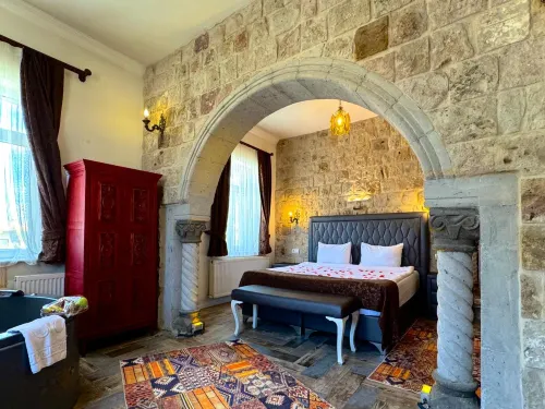 The Red Horse Hotel