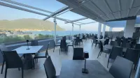 Ponti Beach Hotel