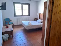 Hostal Restaurante Monterde de Albarracín - 2-Star