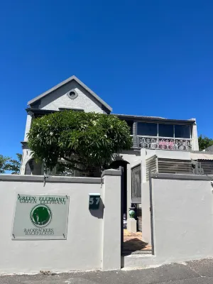 Green Elephant Backpackers - Auberges de jeunesse