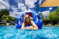 Bright Porepunkah Holiday Park - مسبح