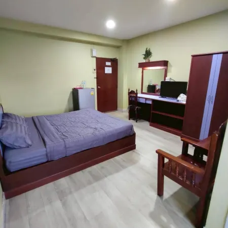 Metro Residence