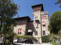 Hotel la Vela-Castello Il Rifugio Hotels in 
