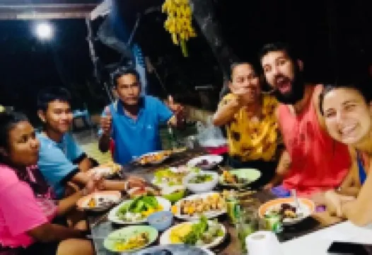 ชาานติ ฟาร์ม โรงแรมใกล้น้ำตก เอราวัณ