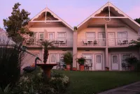 Quarry Lake Inn Các khách sạn ở East London